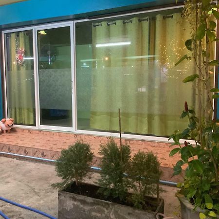 Winny Apartment Rayong Bagian luar foto